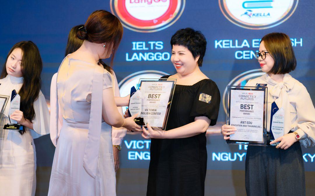 VICTORIA TIẾP TỤC KHẲNG ĐỊNH VỊ THẾ ĐỐI TÁC KIM CƯƠNG CỦA IDP VIỆT NAM – 4 NĂM LIÊN TIẾP KIÊN ĐỊNH MỘT HÀNH TRÌNH!